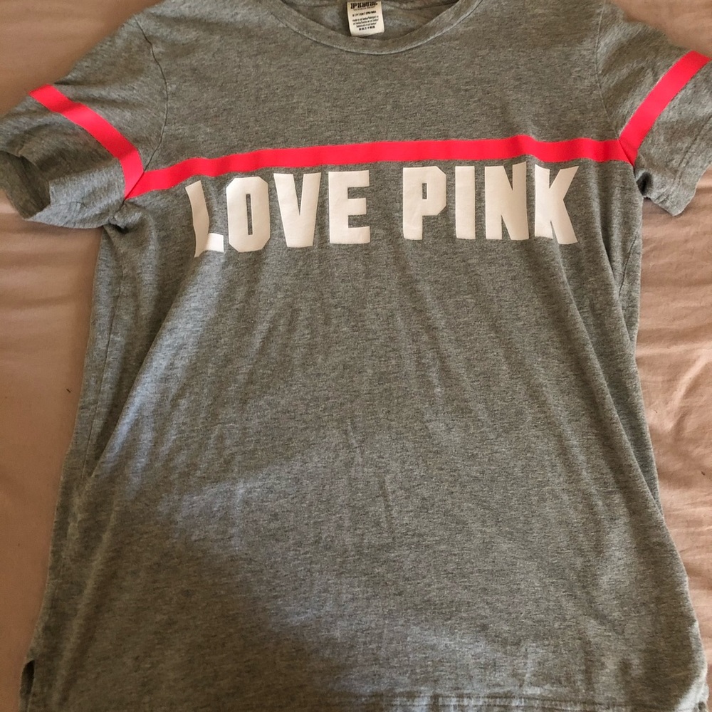 Brand New Victoria Secret PINK Campus Tee!